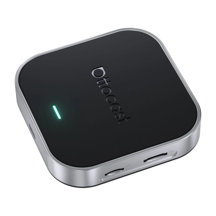 Ottocast OttoAibox E2 CarPlay/Android wireless car adapter